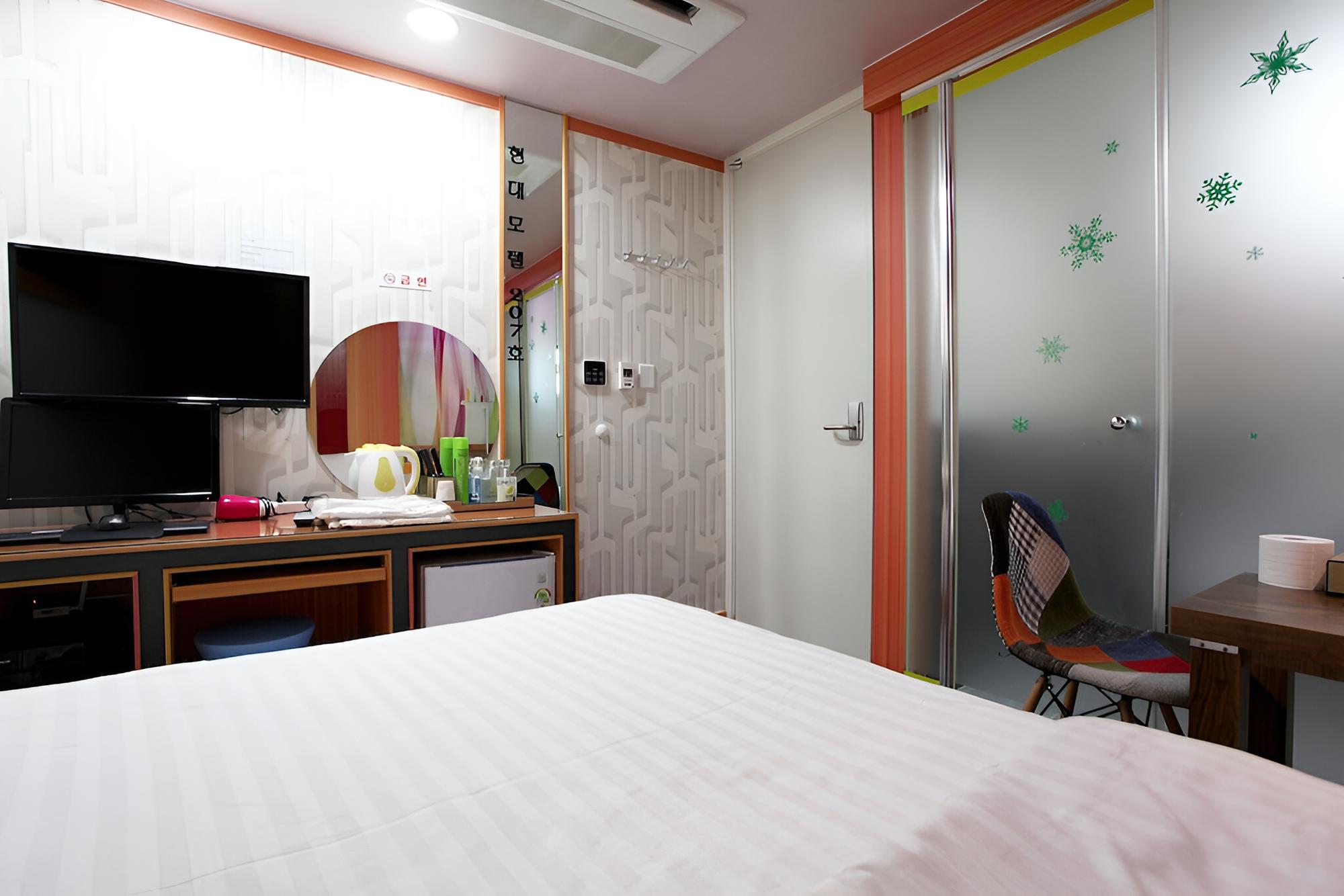 Wangsimni Hyeondae Motel view 3