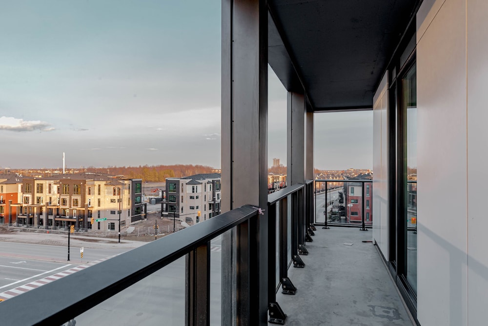 Aaira Suites 3 Bedroom Condo-1