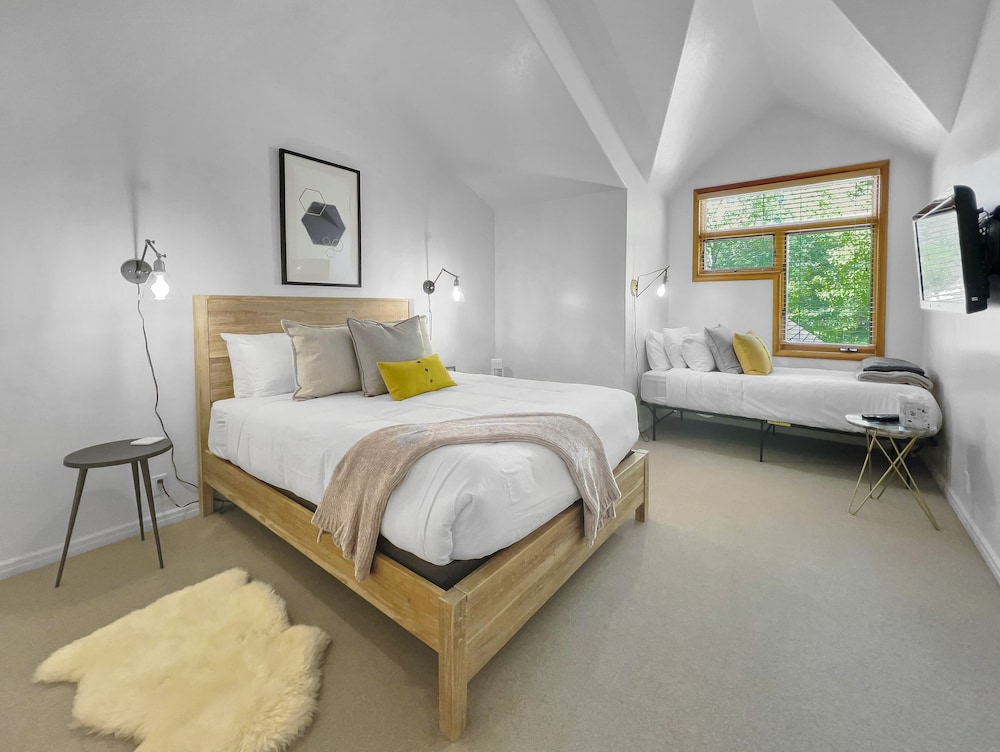 Deer Valley Escapes - Park City Ski Resort Condos