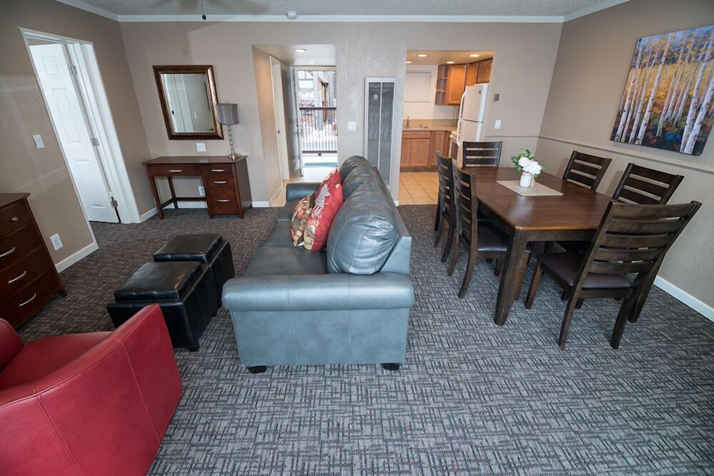 Lake Tahoe Vacations - Beachcomber Inn - Property Image 29