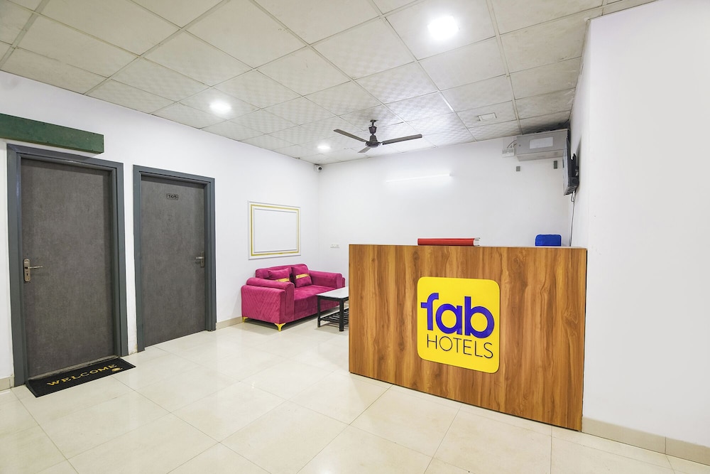 Fabhotel Tulip Sarover Sector 18