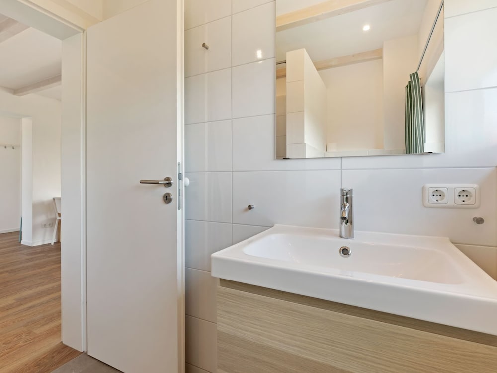 Charming Holiday Home in Zierow Near Seabeach