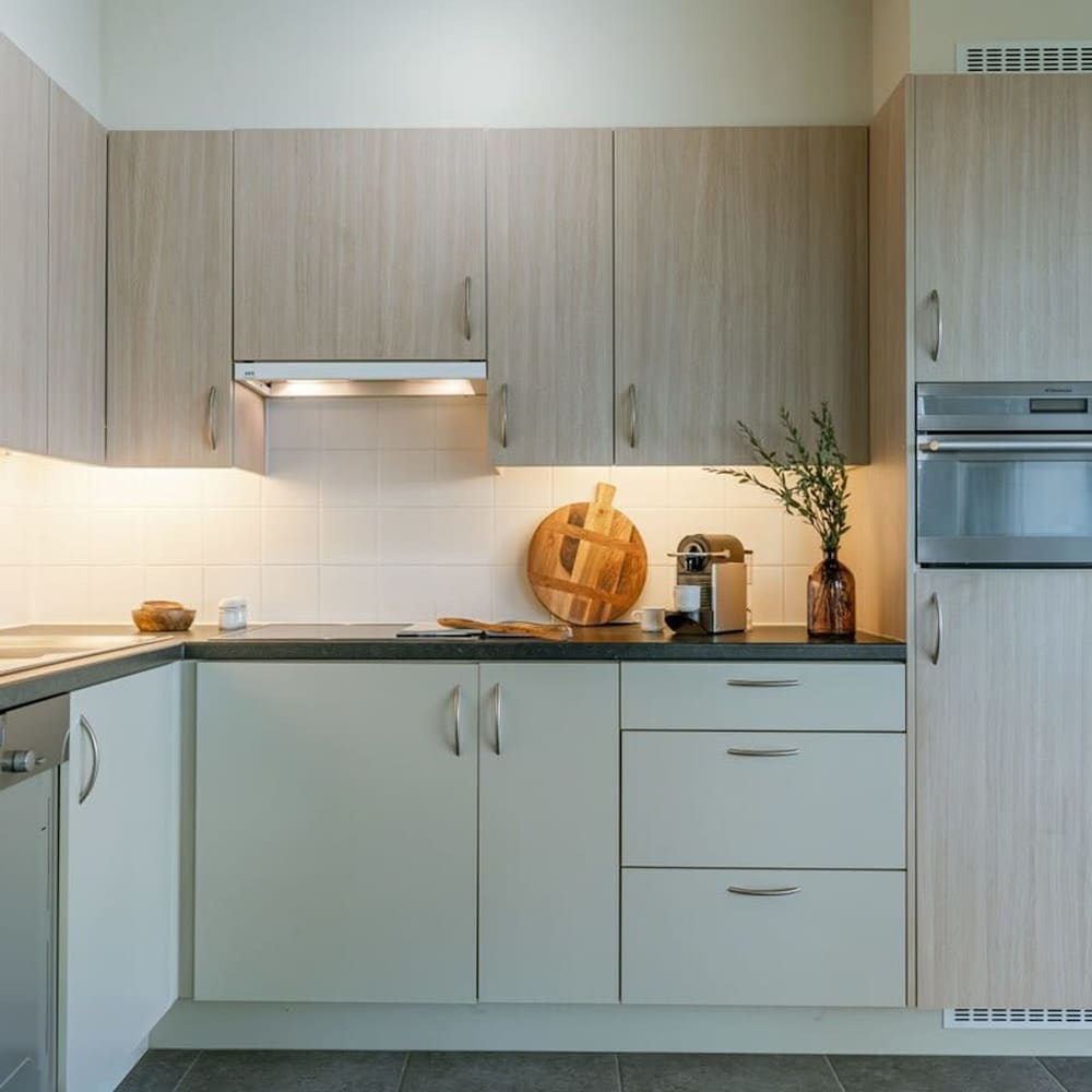 Bright Apartment With Large and Sunny Garden