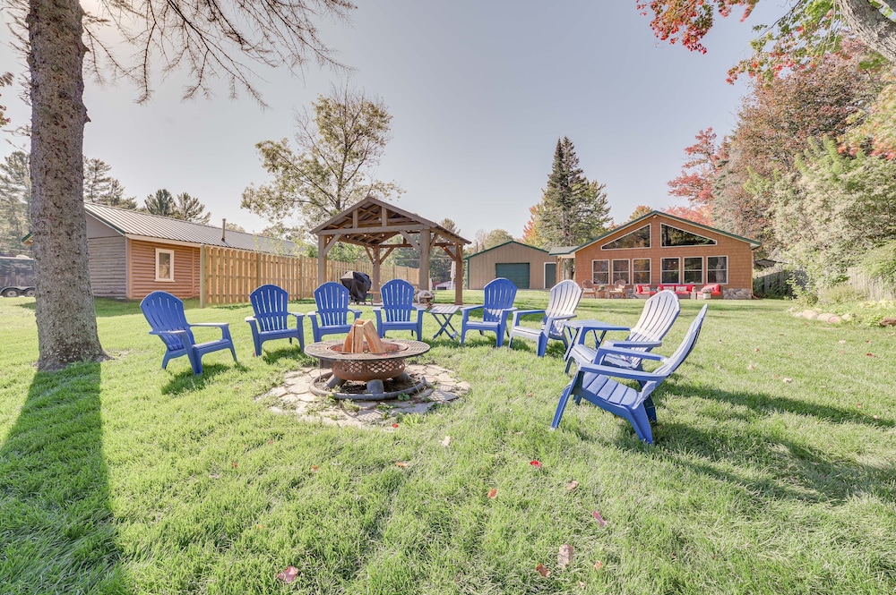 Lakefront Kalkaska Cottage w/ Fire Pit!