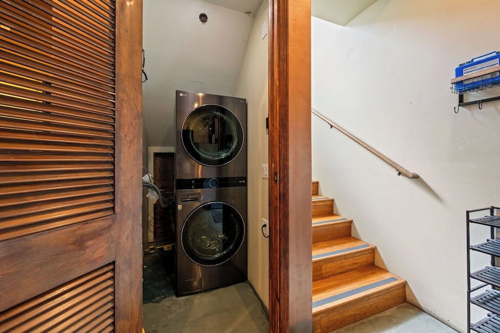 Bamboo Loft 6BR