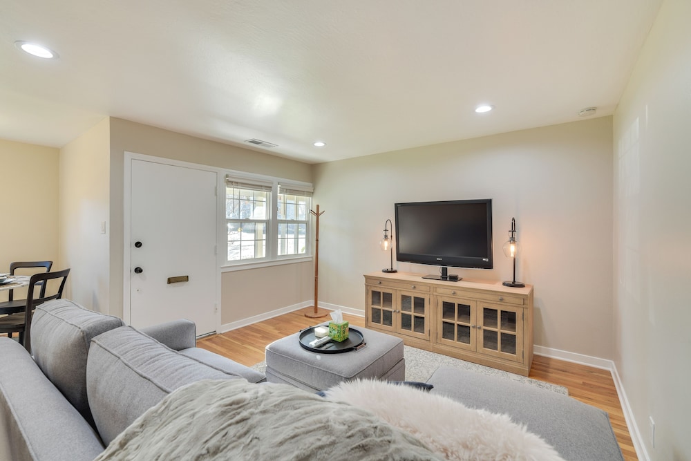 4 Mi to Dtwn San Jose: Sleek & Modern Duplex!