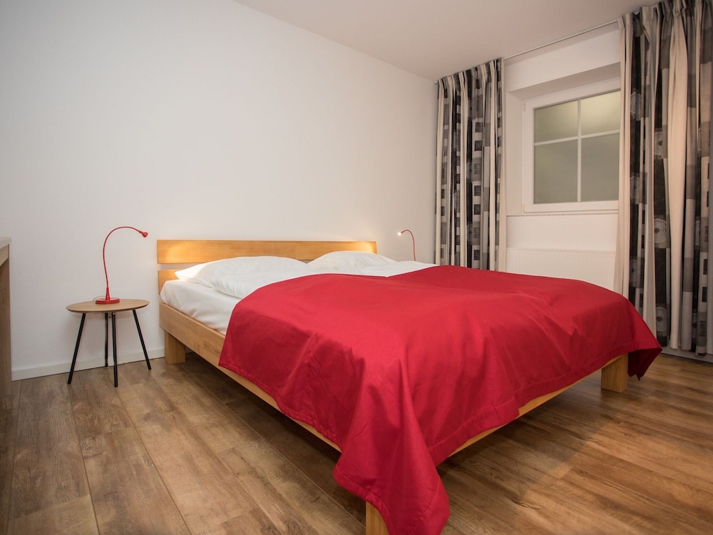 Bright Flat in Neuastenberg With Terrace