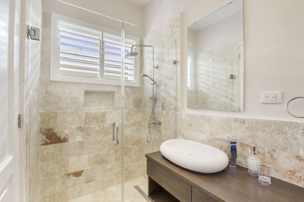 Stunning 6BR Villa With Ocean View in Cap Cana