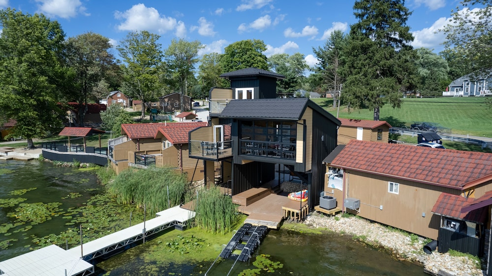 Edinboro Lake Resort Cabins