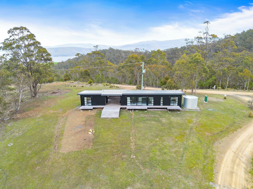 The Outlook on Mount Louis – 2 Bedroom