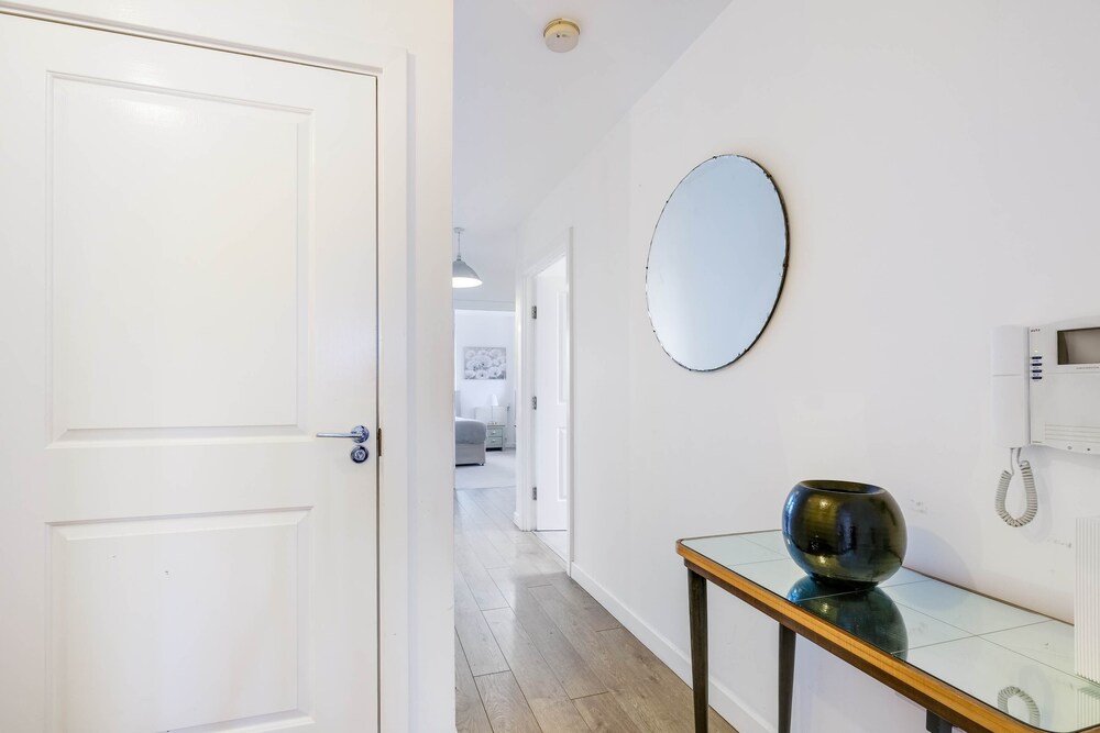 Bovet 3 Bedroom 1 Bathroom Apartment