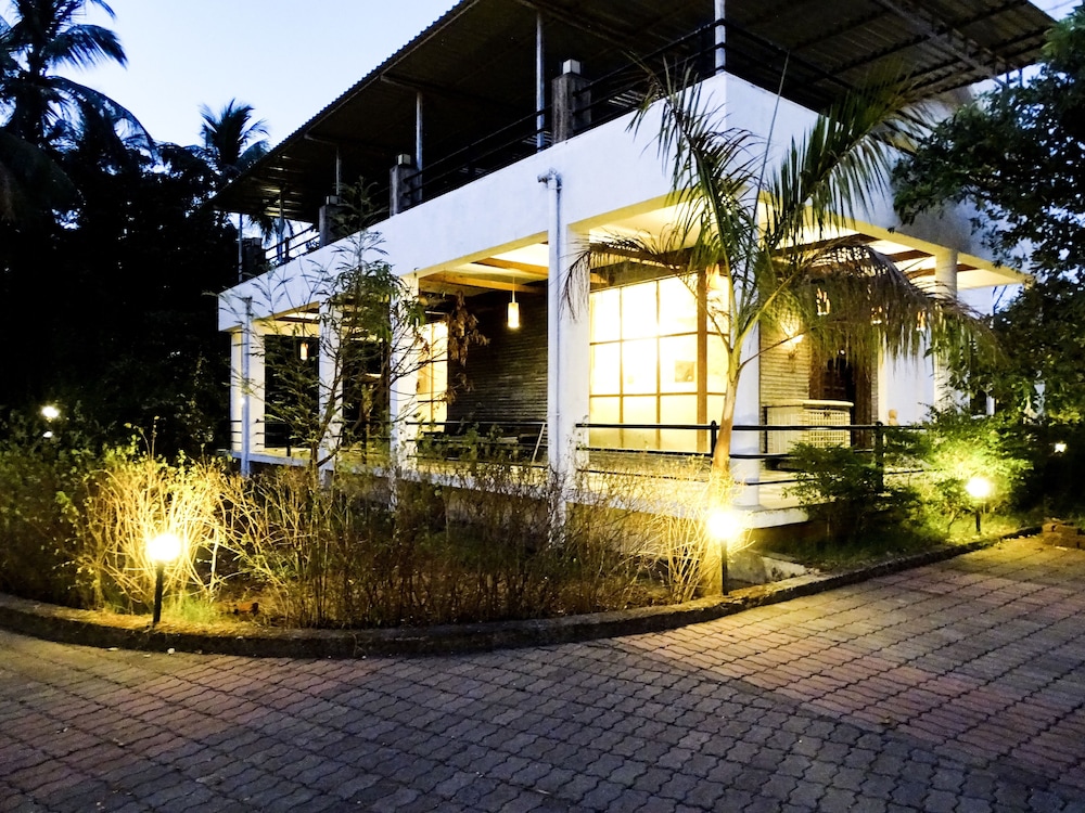 LSQ RJ Farms view 3