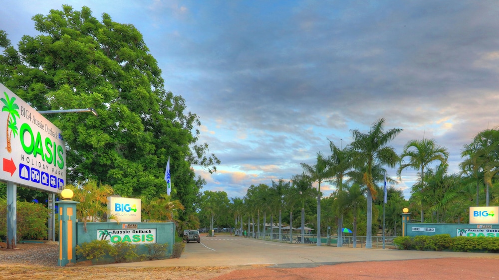 Aussie Outback Oasis