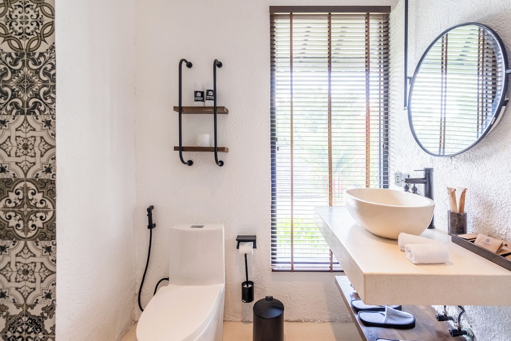 Sacred Jungle by EVDEkimi Ubud – Modern Villas and Apartments with Kitchens, Pools, & Personalized Concierge Service
