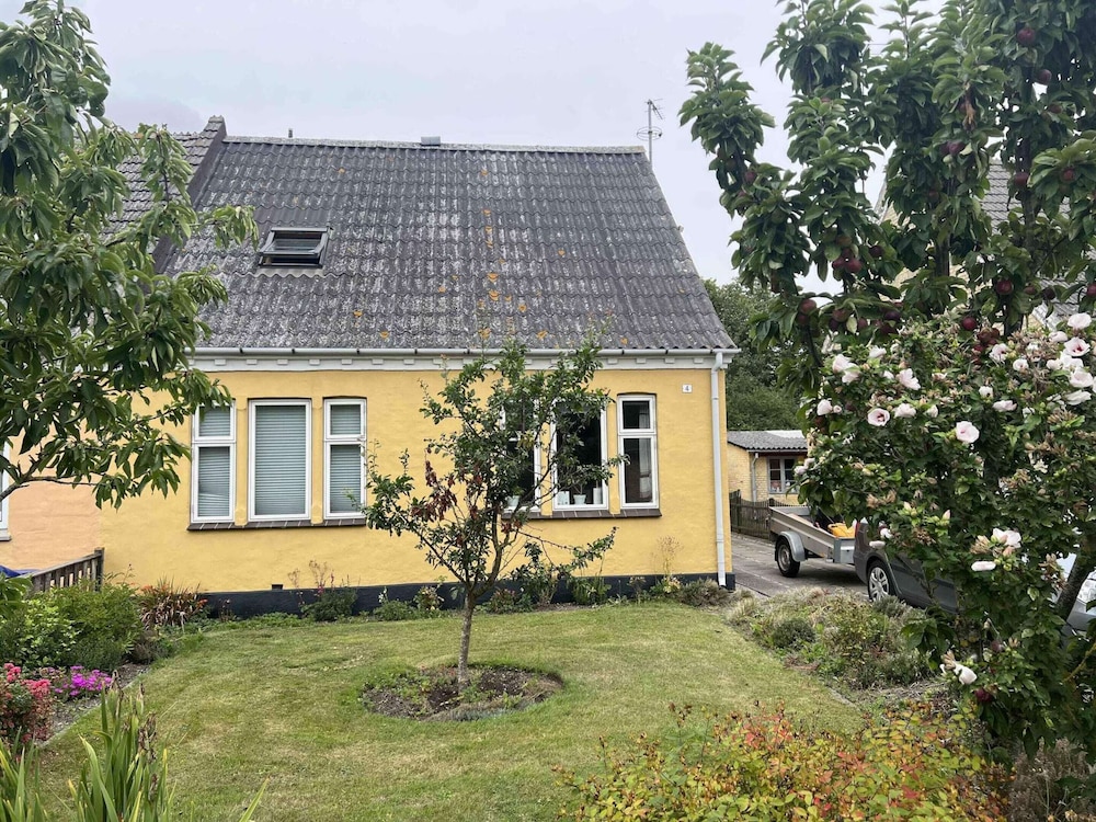 5 Star Holiday Home in Rodby