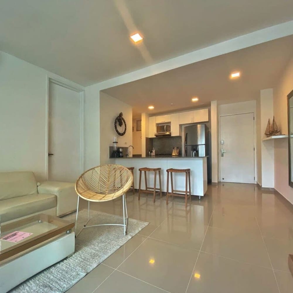 w Incredible 2BR w Unique View n AC