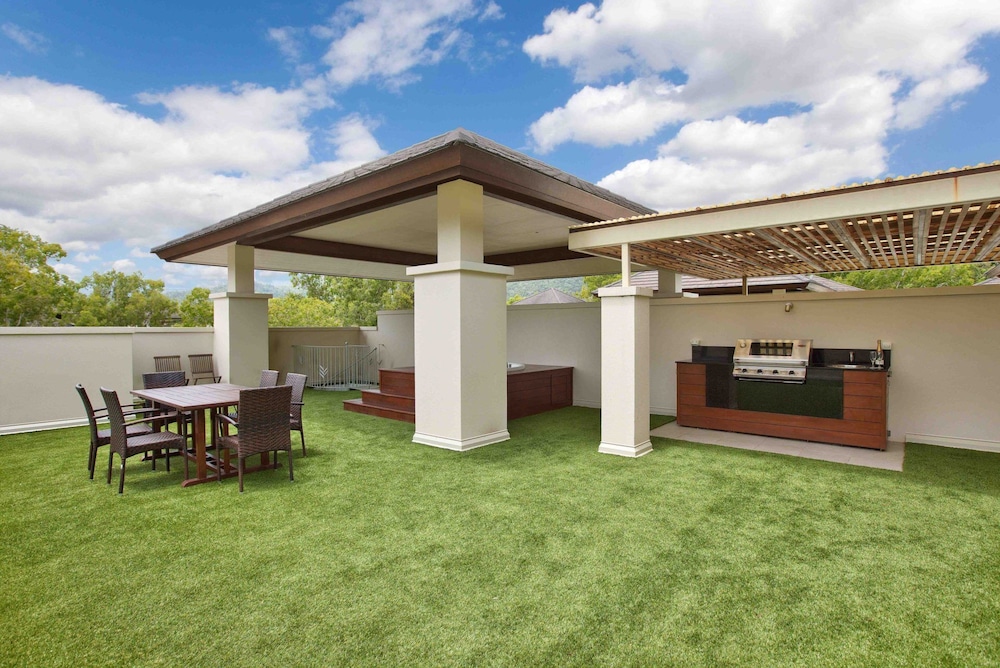 Private Penthouse 407