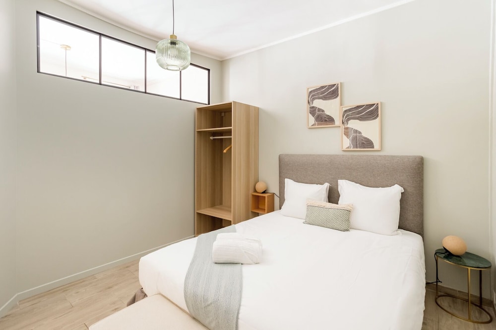 Reva Suites