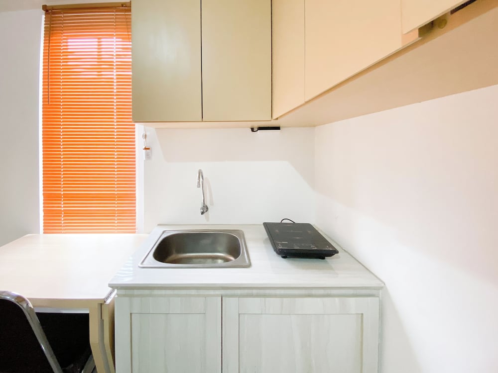 Well Furnished And Cozy Studio Paltrow City Apartment