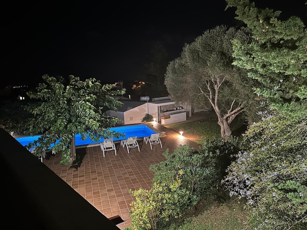 STARBAL VILLA
