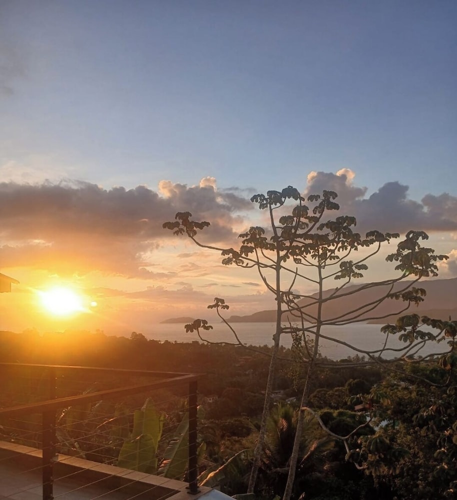 Yumi Chalés Ilhabela