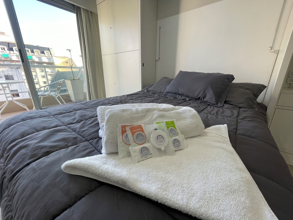 Ayres Suites Moreno