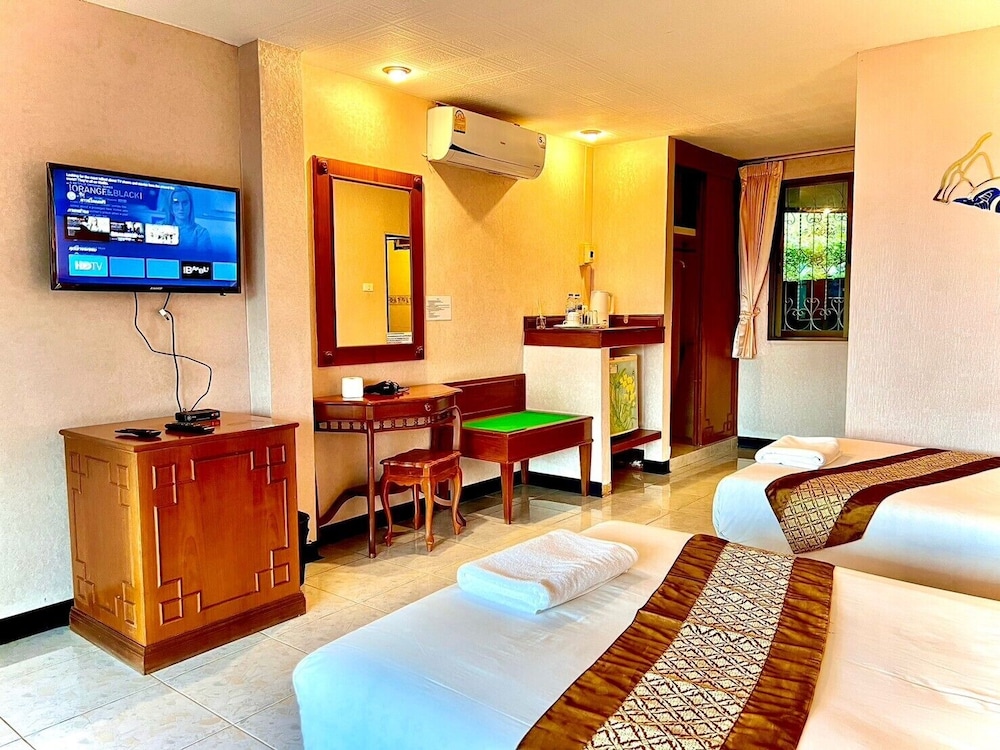Maesalong Villa