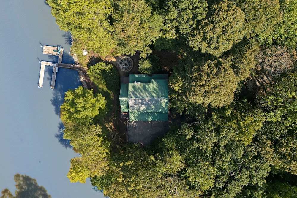 Mi Casa Su Casa by Avantstay Lakefront Escape