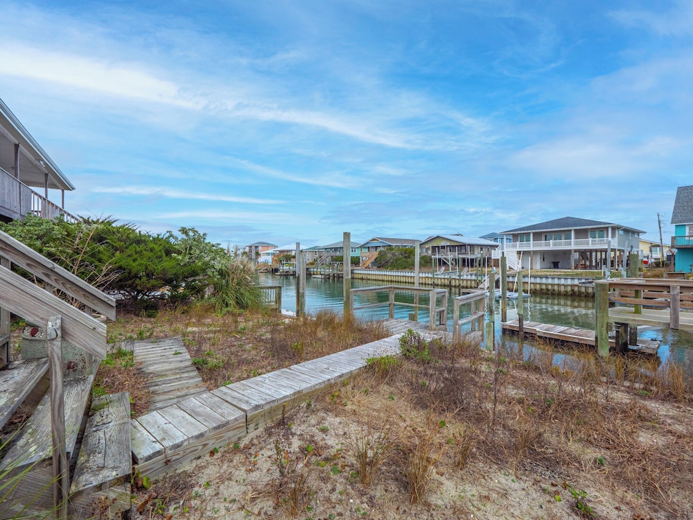Boyd by Topsail Realty