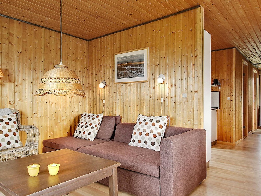 Cozy Holiday Home in Storvorde near Sea view 2