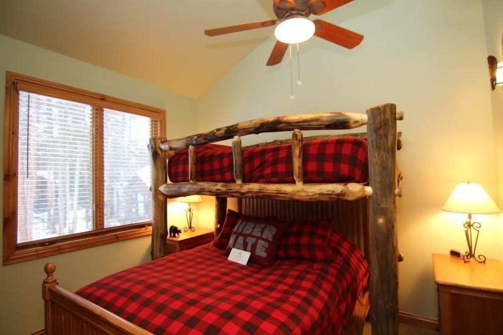 Four Pines Retreat