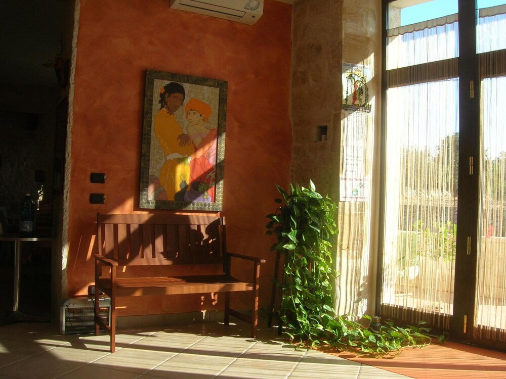 Photo 31