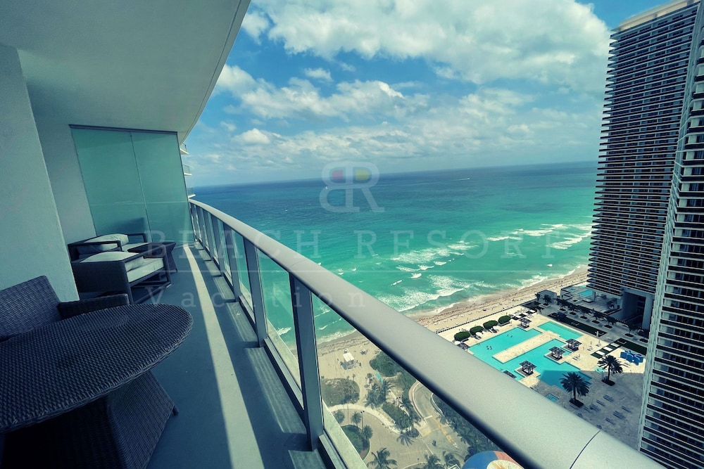 Lyfe Beach Resort