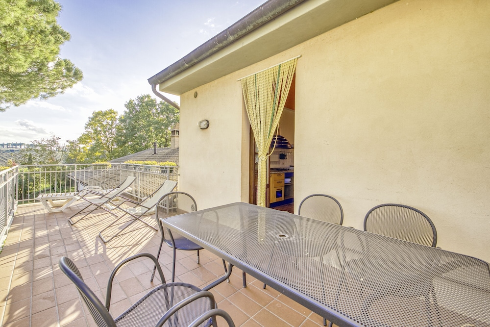 Rosemary apt With Shared Pool Family fun