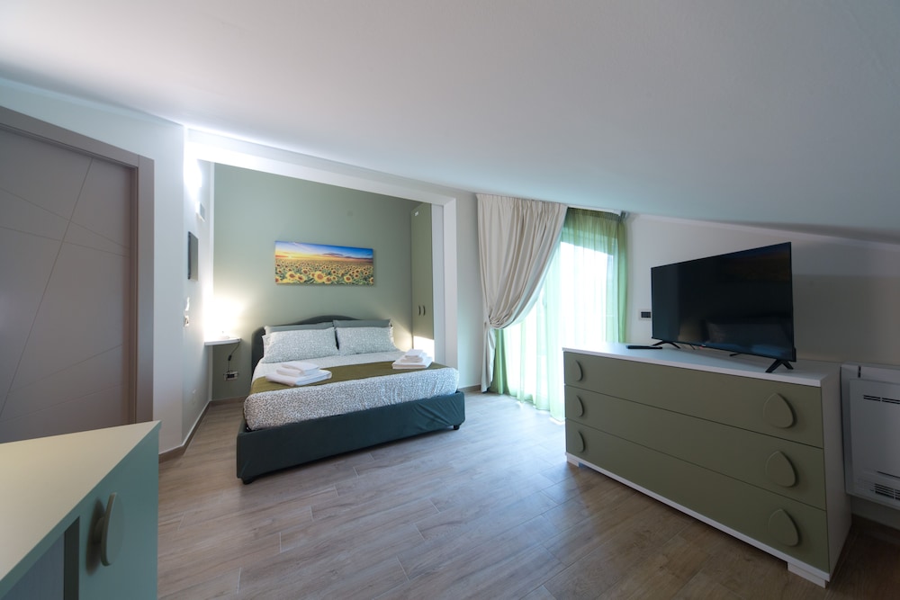 Slow Chic Apartment b&b policlinico view 5