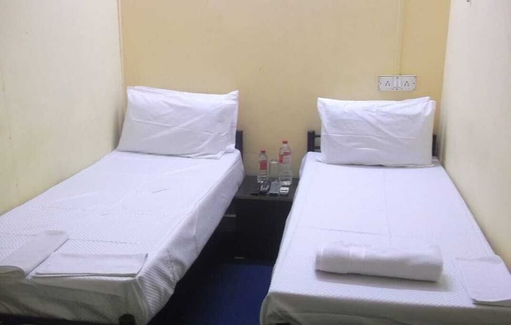 ANNAPURNA GUEST HOUSE