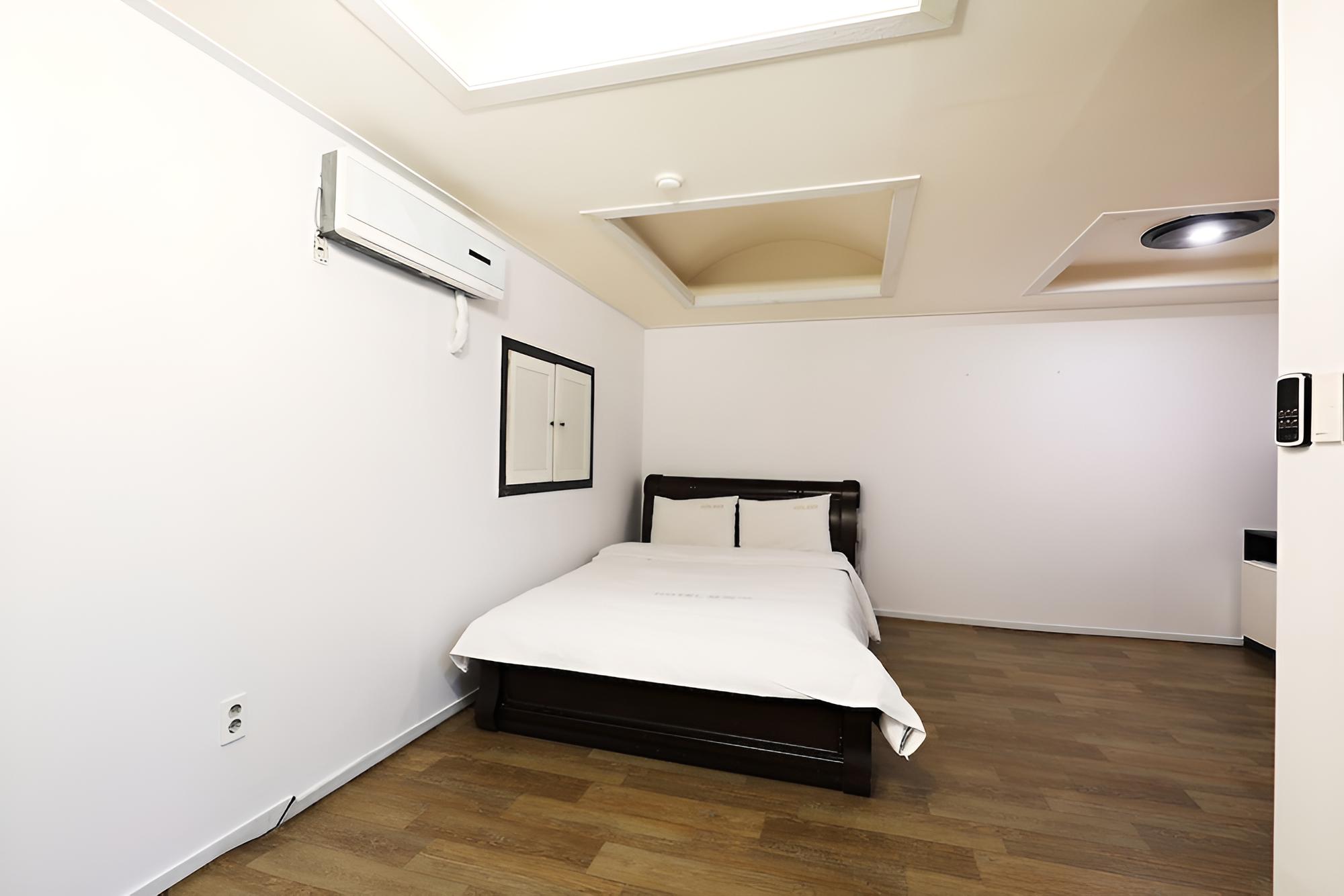 Hotel PRAHA