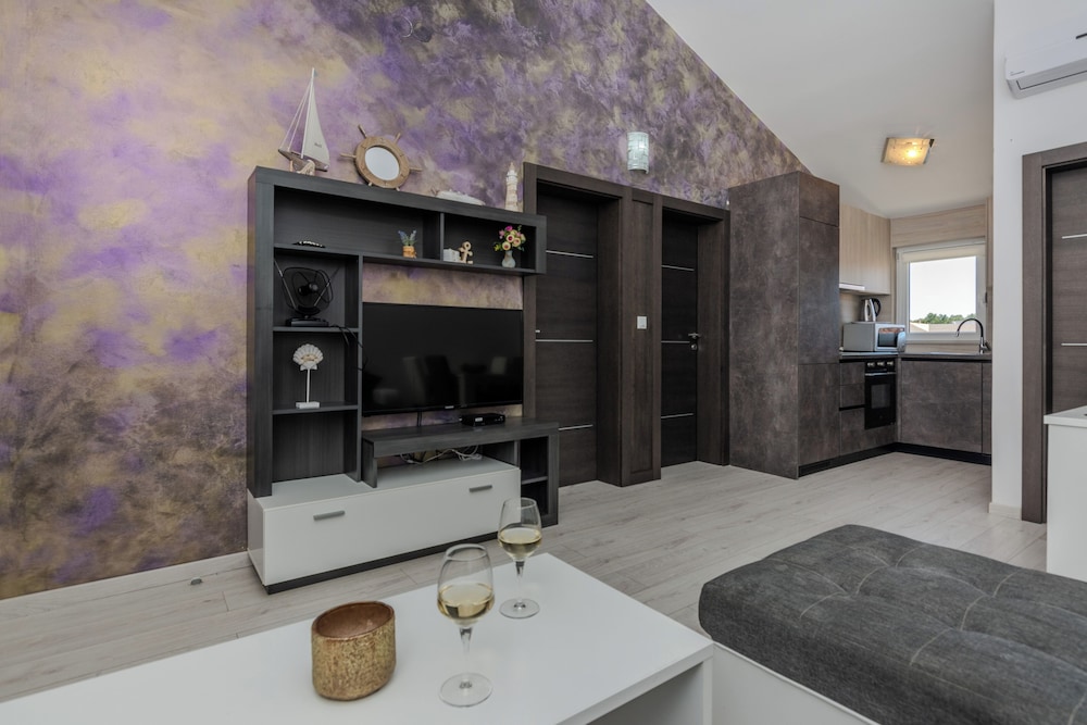 Apartments Mavracic