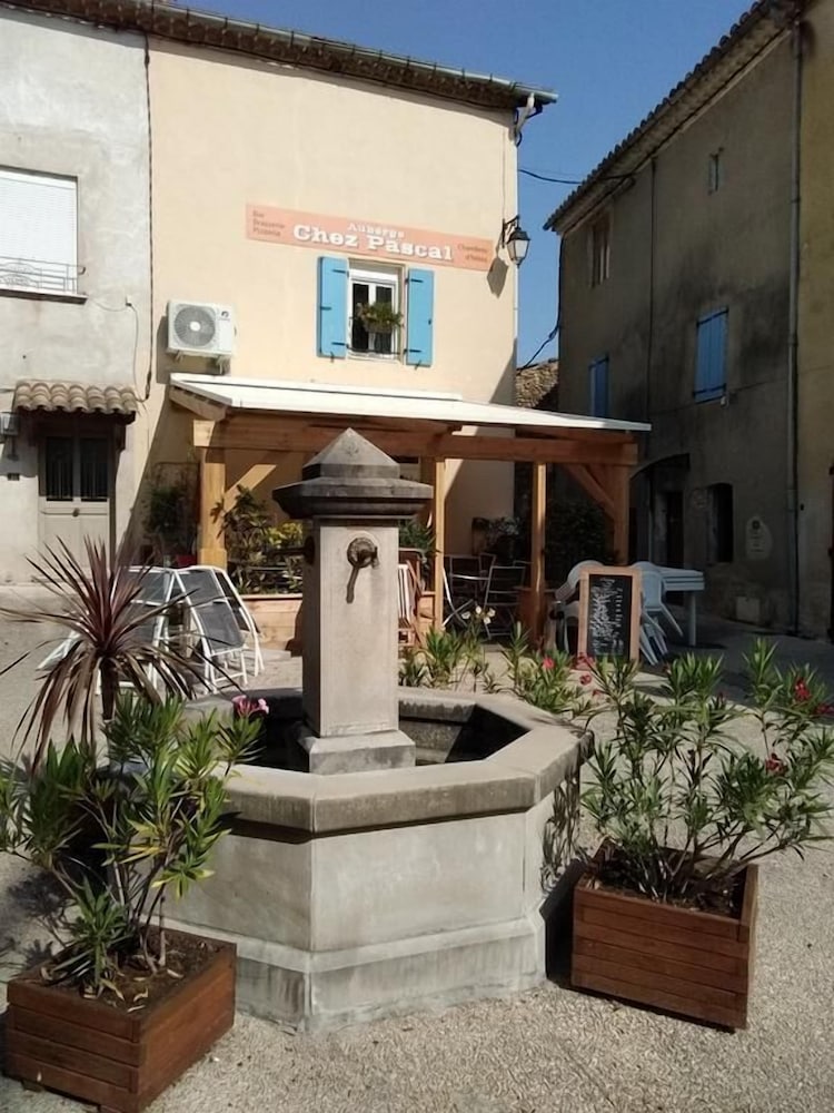 L'Auberge Chez Pascal view 2