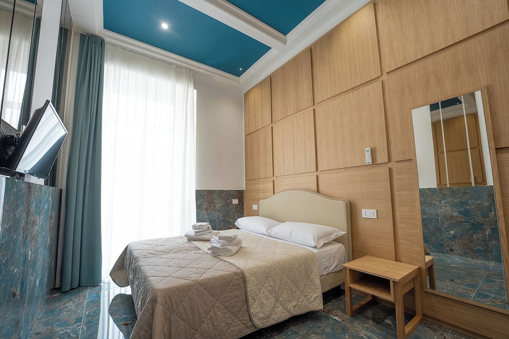GREROS H. ROOMS NAPOLI CENTRO by ClaPa Group Dislocated Hospitality