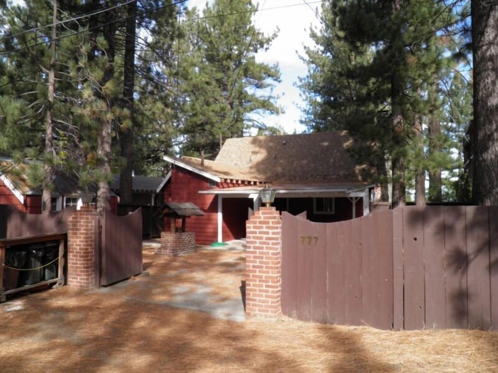 777 Merced Ave