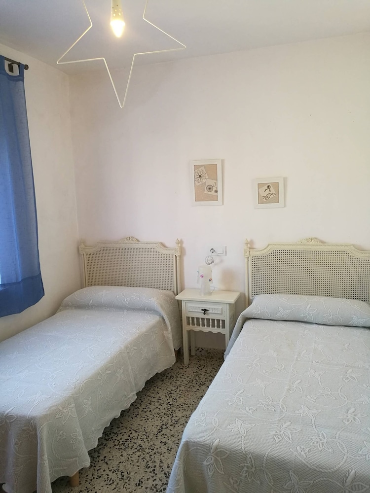 Apartment A 150 M From the Beach, With Three Bedrooms for 6 People photo 3