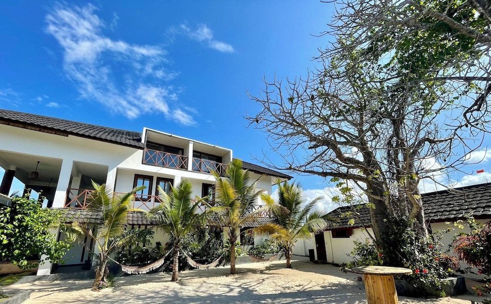 Baobab Bungalows