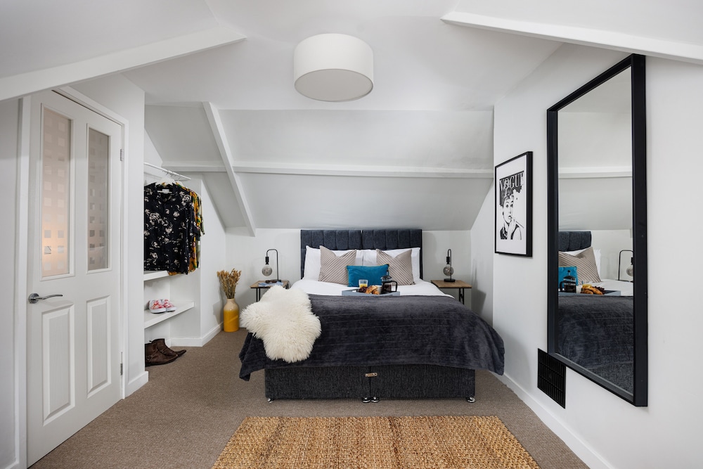 Bijoux Central Plymouth 1 Bed Apartment view 3