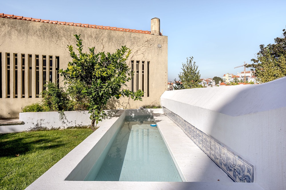 Bairro Alto Garden With A View II by Homing