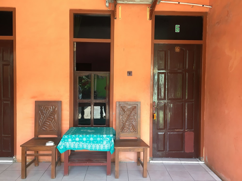 Hotel Trias Parangtritis view 5