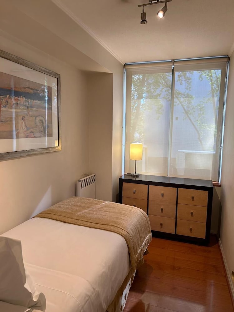 Orly Suites ll