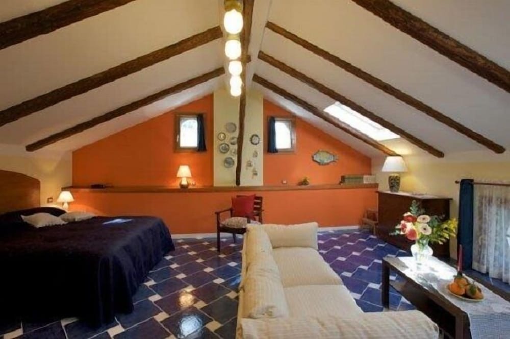 La Casa di Donn'Amelia