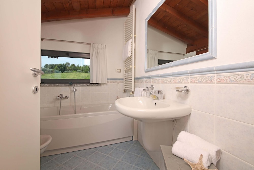 Villa Girasole in Polpenazze del Garda view 3