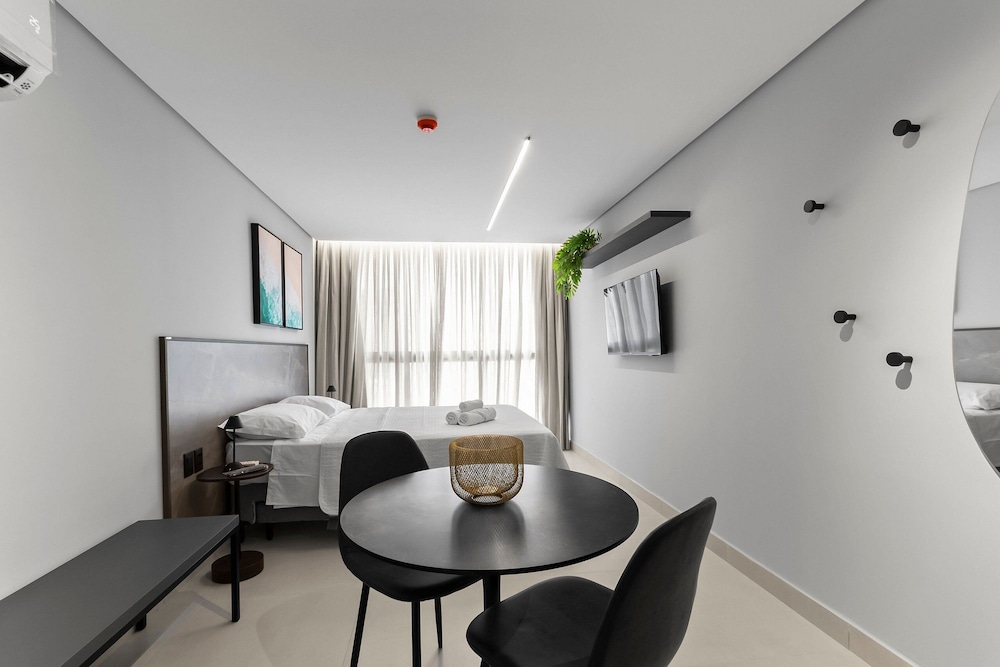 Alta Garden Housi by Carpediem